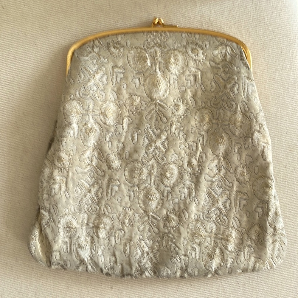 Colbentz vintage ivory brocade gold clasp evening bag pale peach satin lining